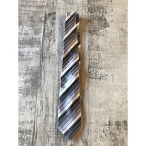Versa Tie